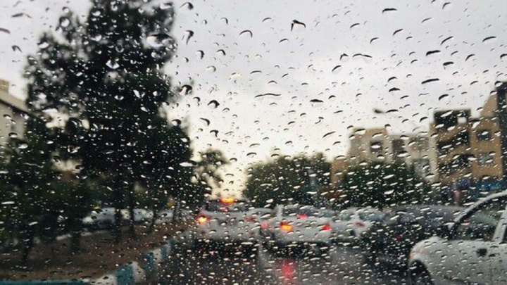 تداوم رگبار باران در نوار شمالی کشور/ کاهش نسبی دما از پنج‌شنبه