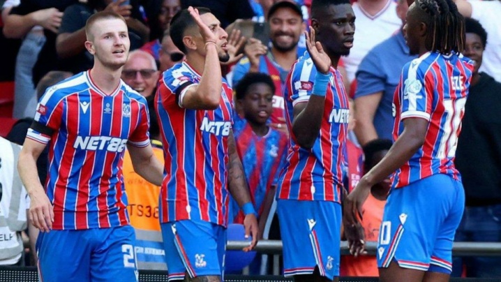 خط حمله قدرتمند، دفاع شکننده