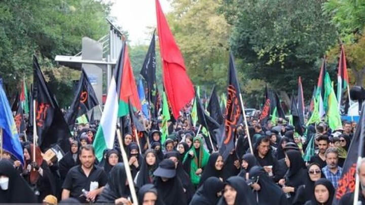 برپایی ۳ موکب کمیته امداد در گردهمایی جاماندگان اربعین پایتخت/ فعالیت ۱۸۰ پایگاه جمع‌آوری کمک‌های مردمی