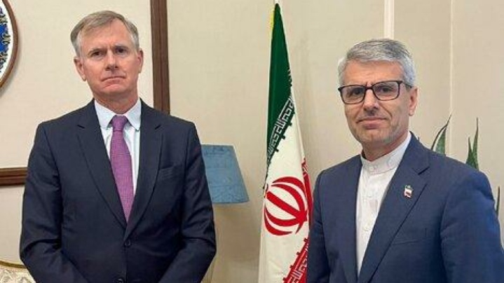 سفیر انگلیس در تهران با سخنگوی وزارت خارجه رایزنی کرد