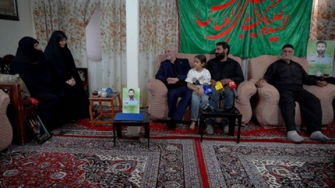 خون پاک شهدا مایه عزت ، افتخار و انسجام ملت ایران است