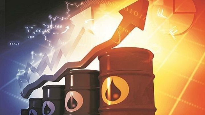 افزایش قیمت نفت در آستانه دیدار ترامپ و پوتین