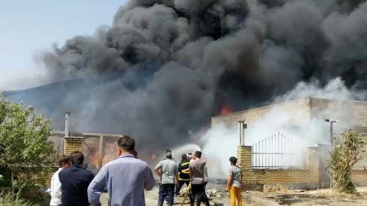 آتش‌سوزی یک تانکر حامل بنزین در آزادراه کاشان – قم