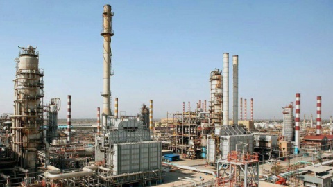 سرمایه گذاری ۶ میلیارد دلاری صندوق بازنشستگی نفت در ایلام