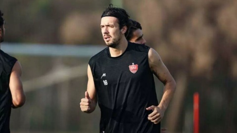 مجوز بازی هافبک مونته‌نگرویی پرسپولیس صادر شد