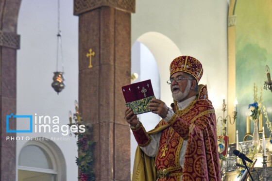 بزرگداشت عروج حضرت مریم (س) و عید تبرک انگور