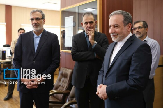 حضور وزیر امور خارجه در ایرنا