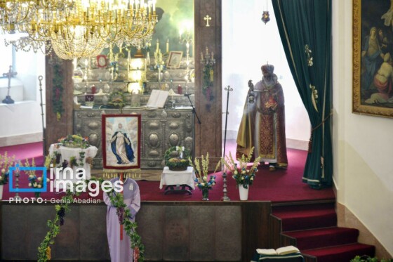 بزرگداشت عروج حضرت مریم (س) و عید تبرک انگور