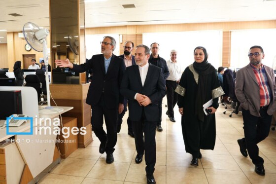 حضور وزیر امور خارجه در ایرنا