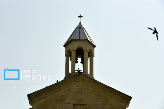 بزرگداشت عروج حضرت مریم (س) و عید تبرک انگور