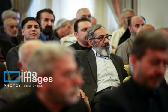 نشست وزیر فرهنگ و ارشاد اسلامی با هنرمندان، پیشکسوتان