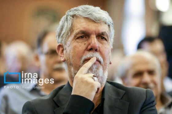 نشست وزیر فرهنگ و ارشاد اسلامی با هنرمندان، پیشکسوتان