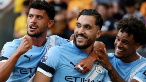 قدرت‌نمایی غول‌ها