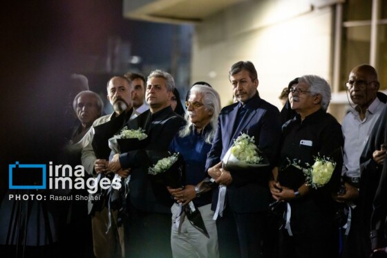 ورود پیکر استاد محمود فرشچیان به اصفهان