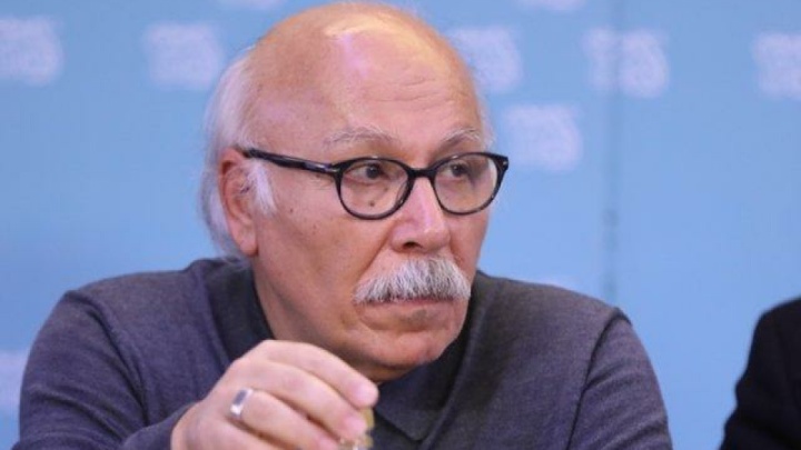 علیرضا داودنژاد «مار در آستین» را می‌سازد