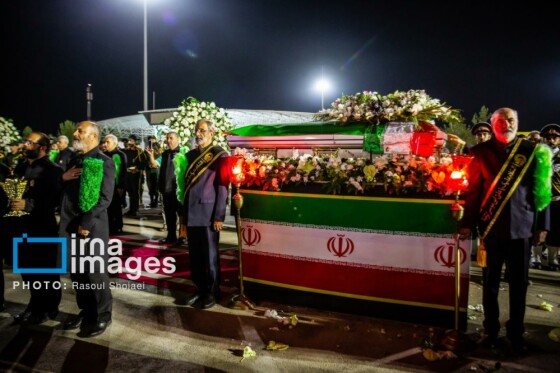 ورود پیکر استاد محمود فرشچیان به اصفهان