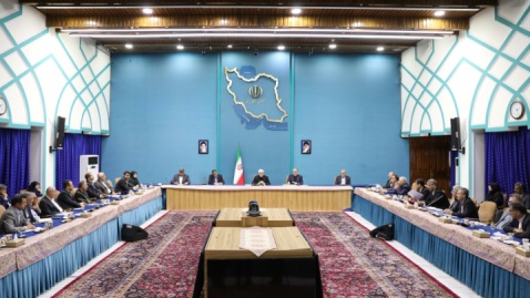 عارف: اگر جنگ را شروع کردند، پایانش با ما خواهد بود