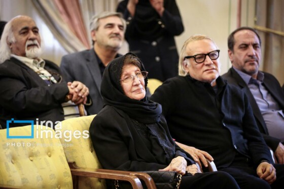 نشست وزیر فرهنگ و ارشاد اسلامی با هنرمندان، پیشکسوتان