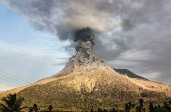 پولولرا، اندونزی