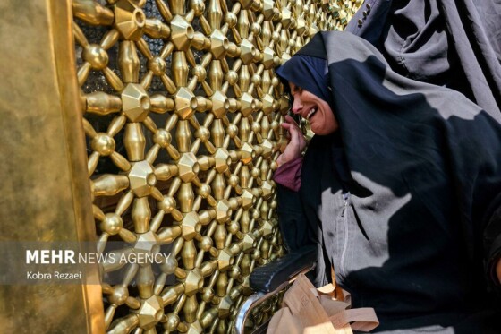 تشرف کاروان عزاداری معلولان به حرم مطهر رضوی