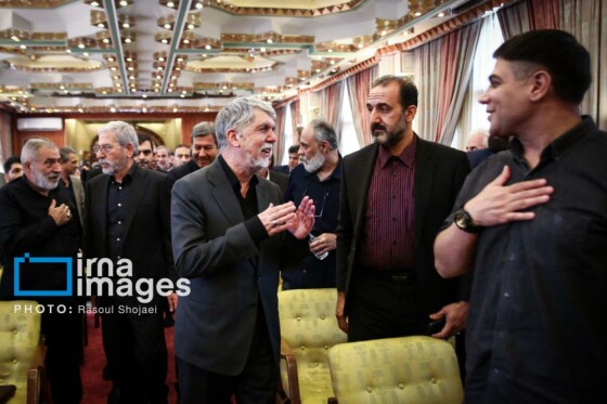 نشست وزیر فرهنگ و ارشاد اسلامی با هنرمندان، پیشکسوتان