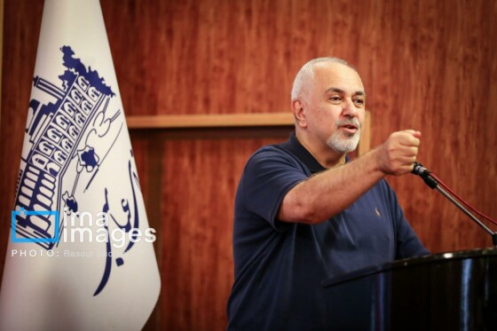 نشست وزیر فرهنگ و ارشاد اسلامی با هنرمندان، پیشکسوتان