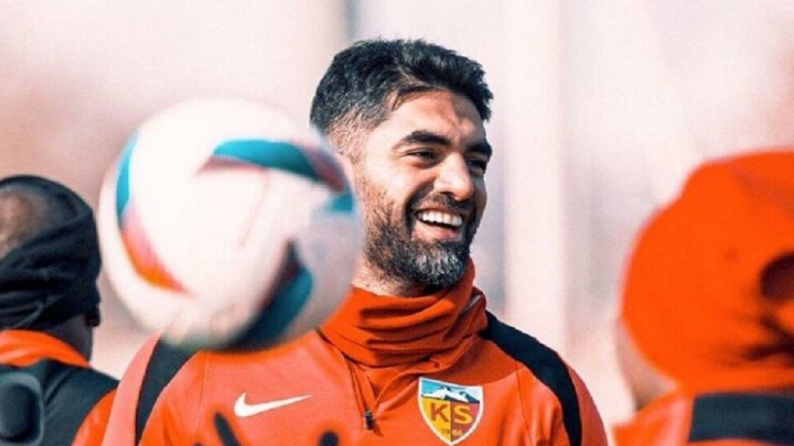 علی کریمی به استقلال برگشت؟