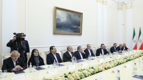 روابط ایران و ارمنستان در حال توسعه است/ آمادگی برای انعقاد قرارداد همکاری‌های بلندمدت