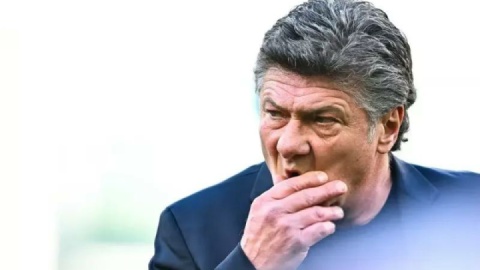 تاجرنیا: انتخاب سرمربی خیلی طول کشید