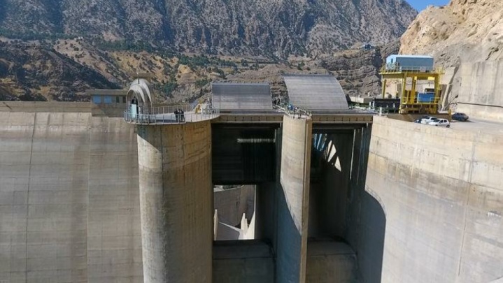 نیروگاه‌های کارون ۳ و ۴ از مدار خارج شد