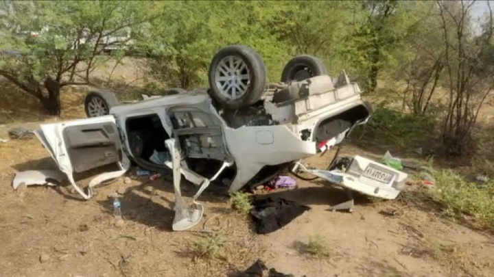 واژگونی خودرو در محور شوش - اندیمشک یک کشته و ۴ مصدوم به دنبال داشت