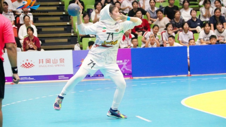 جدال بزرگ با غول‌های آسیا