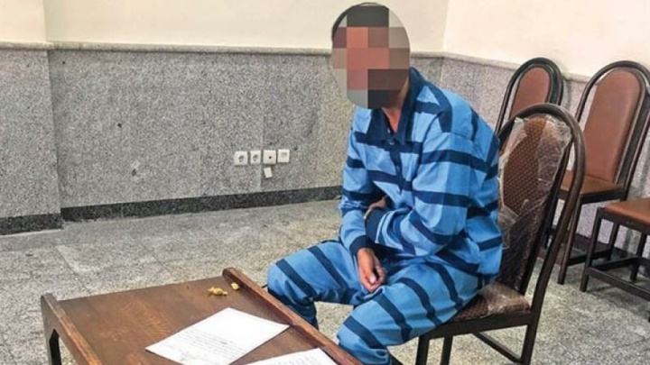 محاکمه مردی که همبازی کودکی خود را کشت/ فرار متهم از مخفیگاه با چادر زنانه!