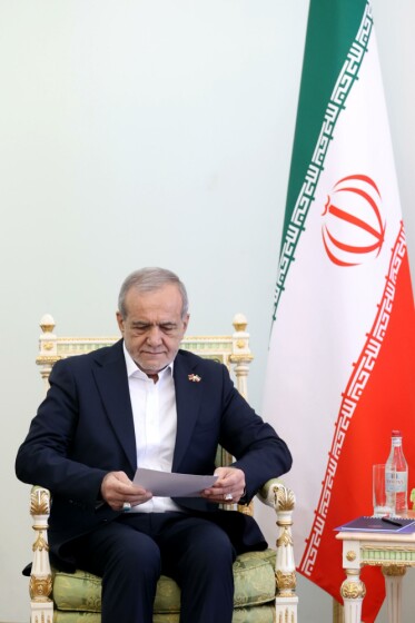 مذاکرات دوجانبه پزشکیان و پاشینیان