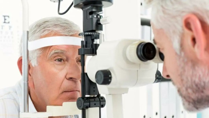 دروغی به نام قطره درمان «دوربینی»/ تبلیغ یا فروش در فضای مجازی تخلف آشکار است