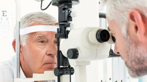 دروغی به نام قطره درمان «دوربینی»/ تبلیغ یا فروش در فضای مجازی تخلف آشکار است