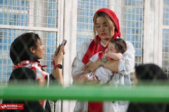 دیدار تیم های پرسپولیس تهران- فجرسپاسی شیراز