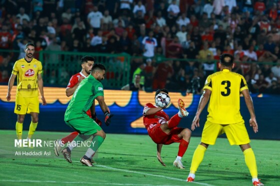 لیگ برتر فوتبال؛ پرسپولیس - فجرسپاسی