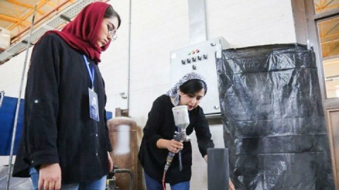 حمایت پایدار از هنرمندان جوان پس از پایان جشنواره‌ها ضرورت دارد