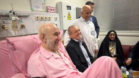 عیادت پزشکیان از سید محمد خاتمی