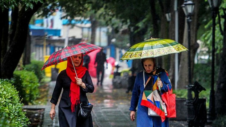 بارش باران و رعد و برق در نوار شمالی کشور