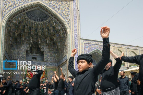 عزاداری شهادت امام رضا (ع) در حرم رضوی
