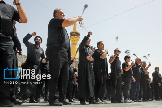 عزاداری شهادت امام رضا (ع) در حرم رضوی