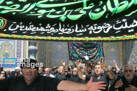 عزاداری شهادت امام رضا (ع) در حرم رضوی
