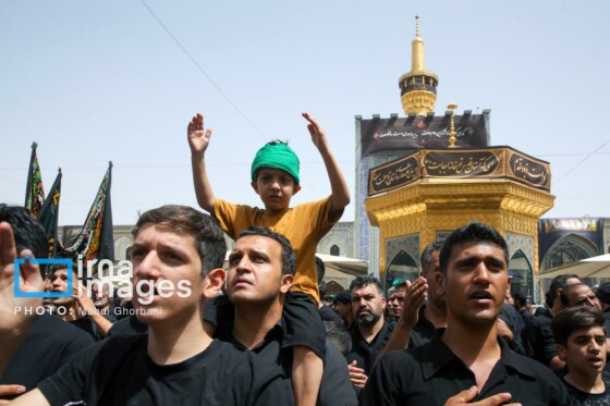 عزاداری شهادت امام رضا (ع) در حرم رضوی