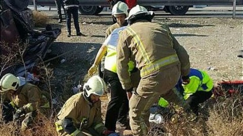 سقوط خودرو به دره در ییلاق اندره ماسوله/ ۴ کشته و مصدومیت دختر ۱۳ ساله