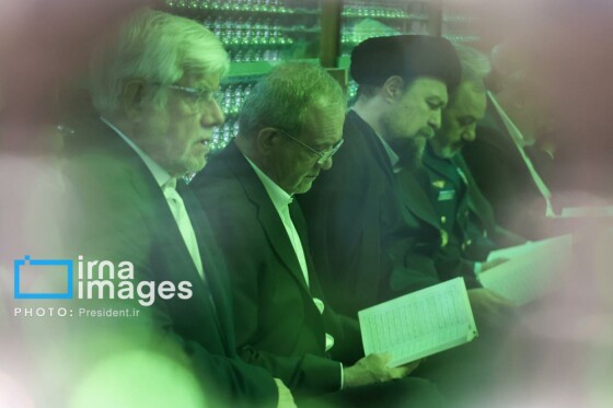 تجدید میثاق رئیس جمهور و اعضای هیئت دولت چهاردهم با آرمان‌های امام راحل