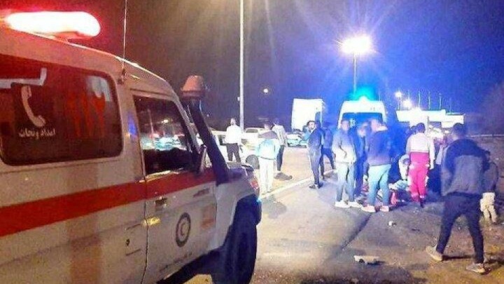 تصادف زنجیره‌ای در محور آرادان- سرخه ۵ مصدوم برجای گذاشت