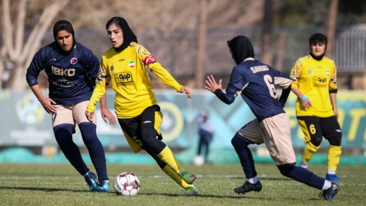 بازی افتتاحیه سپاهان و گل‌گهر