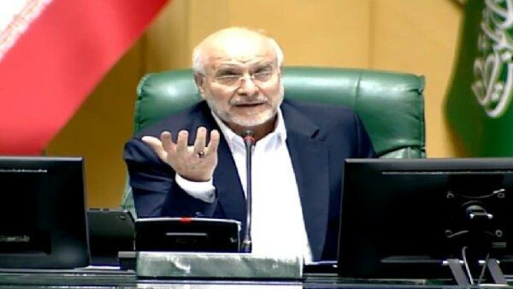 مکلف به رعایت سیاست های قانونگذاری هستیم